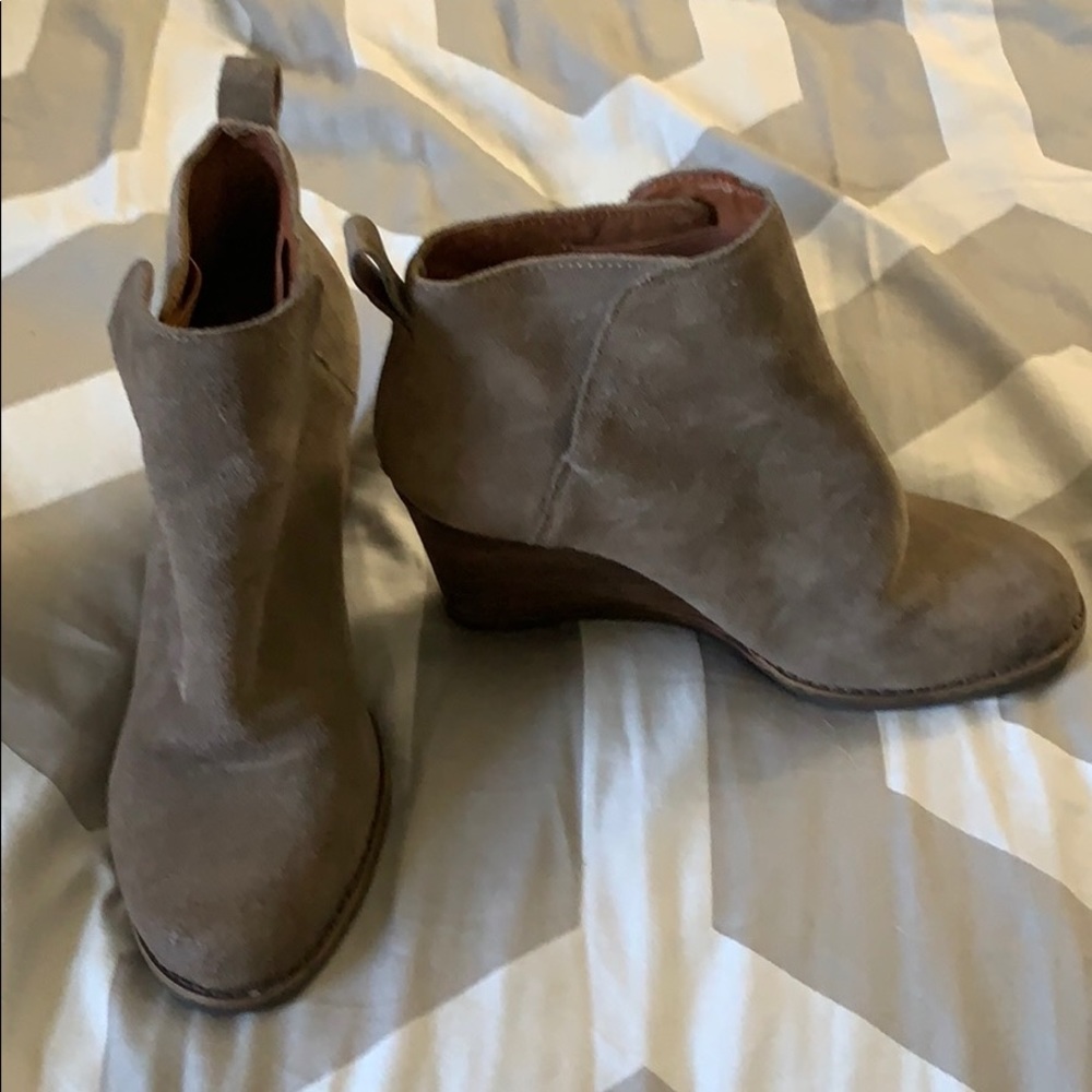 Lucky Brand - Wedge suede booties